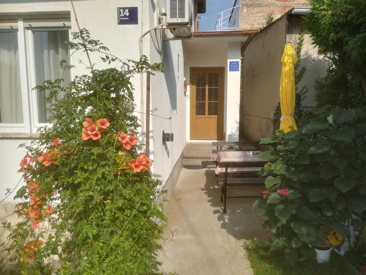 Apartment Aby Zagreb Exterior photo
